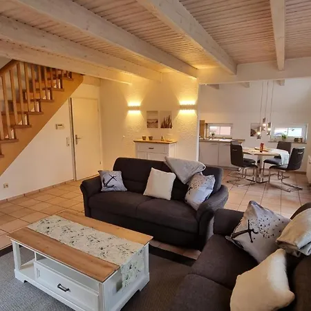 Ferienhaus-pfeffermuschel Dom wakacyjny *